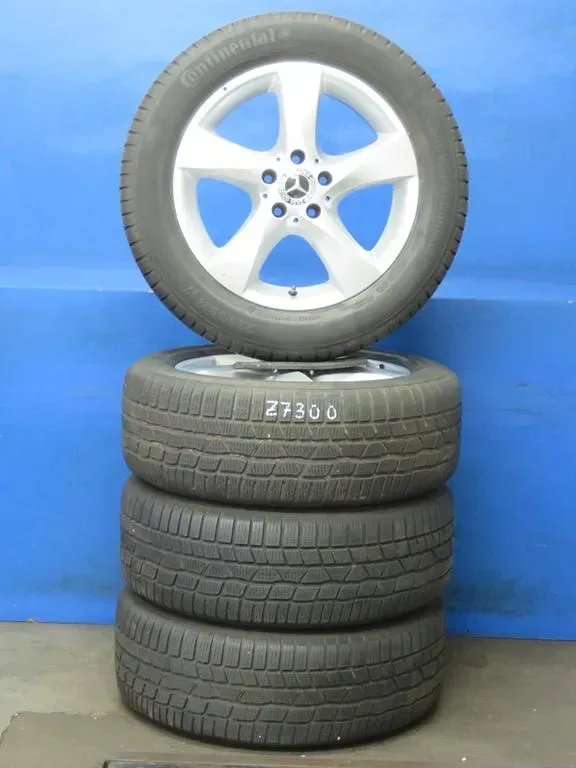 Original Mercedes V-Klasse Typ W447 bis 02/2024 Mercedes Vito Typ 447 Winterräder 17 Zoll 5-Speichen-Rad RDKS Silber Winterreifen gebraucht - Bild 1