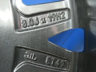 Original Cupra Leon 19 Zoll Exclusive II Winterräder Alufelgen 5FA601025R Schwarz Winterreifen Pirelli 2x 6,1 mm / 2x 6,7 mm - Bild 6