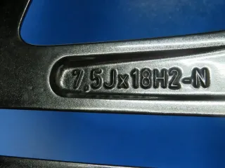 Original A-Klasse Typ 177 B-Klasse Typ 247 CLA Typ 118 18 Zoll Doppelspeiche AMG Sommerräder + RDKS Alufelgen A1774011500 Schwarz Sommerreifen 2x 6,2 mm / 2x 6,4 mm - Bild 7