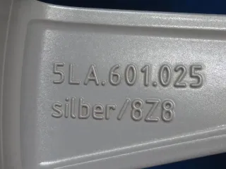 Original Skoda Enyaq 80 / 80X / 85 / 85X / RS Typ NY Skoda Elroq 19 Zoll Crystal Winterräder Alufelgen 5LA601025 Silber Winterreifen 4x 8,3 mm - Bild 6