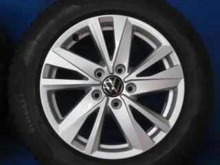 Original VW Touran II 16 Zoll Karlstad Winterräder Alufelgen 5TA601025Q Silber Winterreifen 2x 5,9 mm / 2x 7,4 mm - Bild 11
