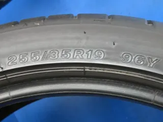 2x Sommerreifen 255/35 R19 96Y XL AO Bridgestone Potenza S001 AO DOT 0323 2x 5,4 mm - Bild 8