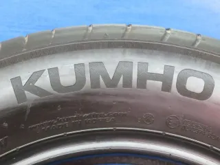 2x Sommerreifen 215/60 R16 95V Kumho Ecsta HS52 DOT 1324 2x 5,2 mm - Bild 4