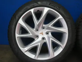 Original Cupra Formentor 18 Zoll V-Speichen-Rad Winterräder Alufelgen 5FF601025C Silber Winterreifen 4x 7,1 mm - Bild 12