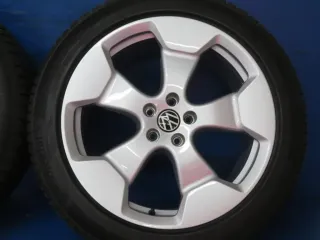 Original VW ID.BUZZ 20 Zoll Stockton Winterräder Alufelgen 1T3601025AB 1T3601025AC Silber Winterreifen 4x 8,4 mm - Bild 13