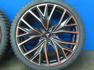 Original Cupra Leon 19 Zoll Exclusive II Winterräder Alufelgen 5FA601025R Schwarz Winterreifen Pirelli 2x 6,1 mm / 2x 6,7 mm - Bild 13
