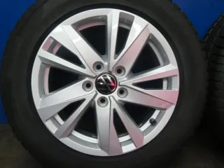 Original VW Touran II 16 Zoll Karlstad Winterräder Alufelgen 5TA601025Q Silber Winterreifen 4x 99% - Bild 13