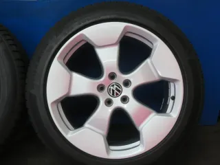 Original VW ID.BUZZ 20 Zoll Stockton Winterräder Alufelgen 1T3601025AB 1T3601025AC Silber Winterreifen 4x 8,4 mm - Bild 15