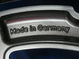 Original Mercedes Benz EQC Typ: N293 19 Zoll 5-Doppelspeichen-AMG-Rad Winterräder + RDKS Alufelgen A2934010700 Grau Winterreifen 2x 6,4 mm / 2x 7,2 mm - Bild 8