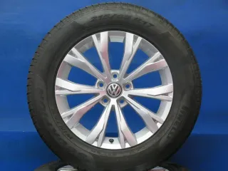 Original VW Tiguan VW Tiguan Allspace 17 Zoll Montana Winterräder Alufelgen 5NA601025 Silber Winterreifen 4x 6,5 mm - Bild 1