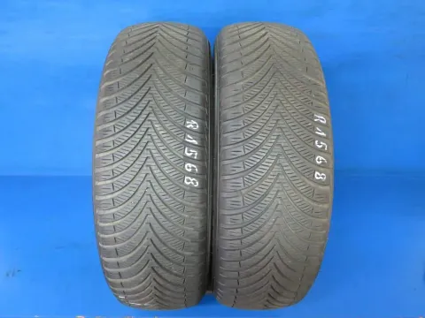 Background image for 2x Allwetterreifen 215/65 R17 103VXL Kumho Solus 4S HA32 DOT 5024 2x 6,6 mm