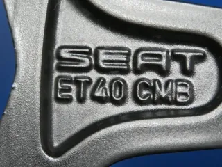 Original Cupra Formentor 19 Zoll 5-Y-Speichen-Rad Winterräder Alufelgen 5FF601025K Schwarz Winterreifen 4x 7,3 mm 99% - Bild 7