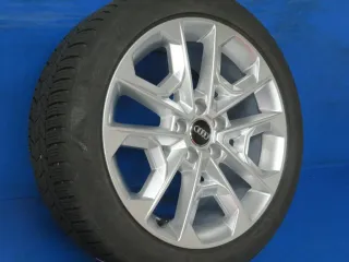 Original Audi SQ2 Typ GA 18 Zoll 5-V-Speichen-Design Winterräder Alufelgen 81A601025R Silber Winterreifen ca. 4x 5,5 mm - Bild 3