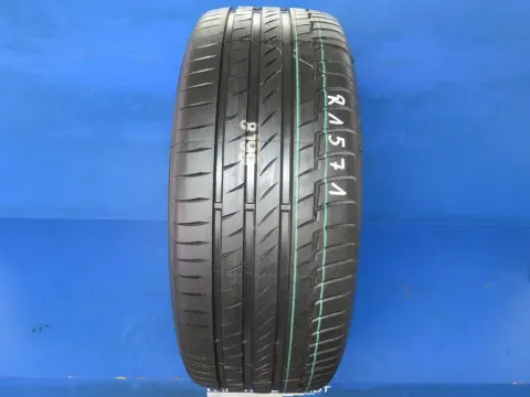 Background image for 1x Sommerreifen 275/55 R19 111W Continental Premium Contact 6 MO 2321 100%