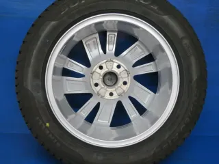 Original VW Touran II 16 Zoll Karlstad Winterräder Alufelgen 5TA601025Q Silber Winterreifen 2x 5,9 mm / 2x 7,4 mm - Bild 4