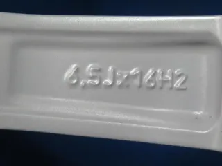 Original VW Passat Limousine VW Passat Variant 16 Zoll Merano Winterräder Alufelgen 3G0071496B Silber Winterreifen 2x 6,6 mm 2x 8,7 mm - Bild 6