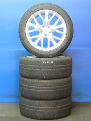Original Cupra Formentor 18 Zoll Y-Speichen-Rad Winterräder Alufelgen 5FF071498 Silber Winterreifen 2x 5,8 mm / 2x 6,4 mm - Bild 2
