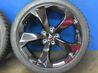 Original Cupra Leon 18 Zoll 5-Arm-Design Winterräder Alufelgen 5FA601025H Schwarz Winterreifen 4x 7,9 mm - Bild 10