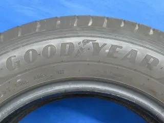2x Sommerreifen 215/65 R16 106/104H Goodyear Efficient Grip Cargo DOT 1922 2x 6 mm - Bild 4