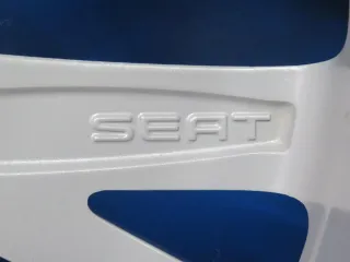 Original Seat Leon 17 Zoll Dynamic Winterräder Alufelgen 5FA601025B Silber Winterreifen 2x 7,3 mm / 2x 7,7 mm - Bild 8