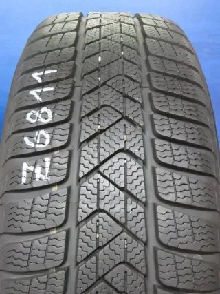 Original VW Touran II 16 Zoll Karlstad Winterräder Alufelgen 5TA601025Q Silber Winterreifen 2x 5,9 mm / 2x 7,4 mm - Bild 8