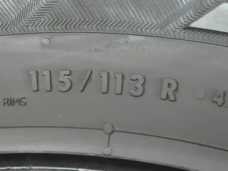 2x Allwetterreifen 235/65 R16 115/113R Continental Van Contact A/S Ultra DOT 0525 2x 8,5 mm - Bild 10