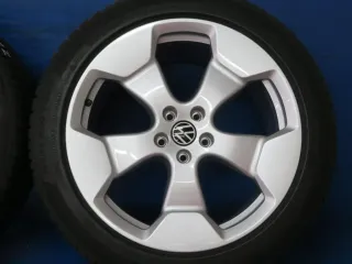 Original VW ID.BUZZ 20 Zoll Stockton Winterräder Alufelgen 1T3601025AB 1T3601025AC Silber Winterreifen 4x 8,4 mm - Bild 13